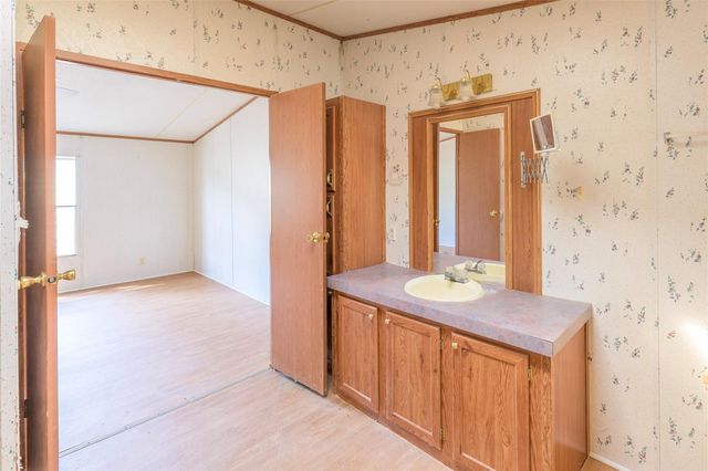 17256 Countrywood, Lindale, TX 75771