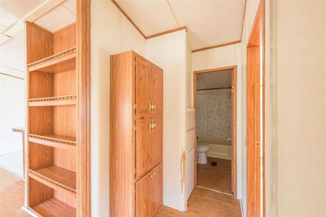 17256 Countrywood, Lindale, TX 75771