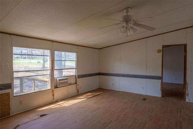 17256 Countrywood, Lindale, TX 75771