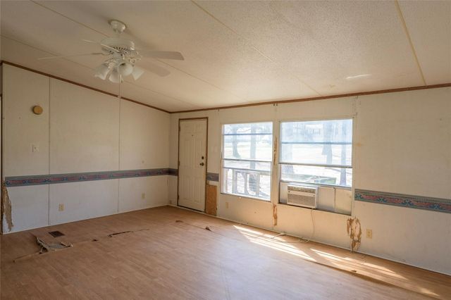 17256 Countrywood, Lindale, TX 75771