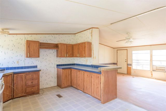 17256 Countrywood, Lindale, TX 75771