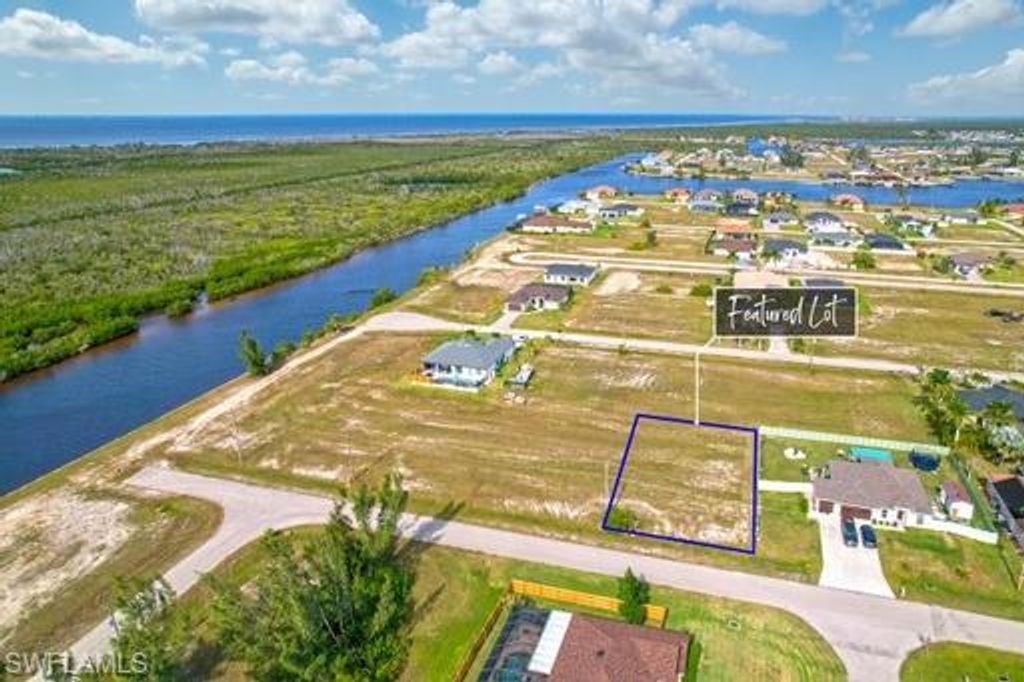 4623 NW 31st ST, CAPE CORAL, FL 33993 — photo 2