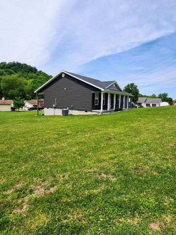 20 Allie Lane, Stanton, KY 40380