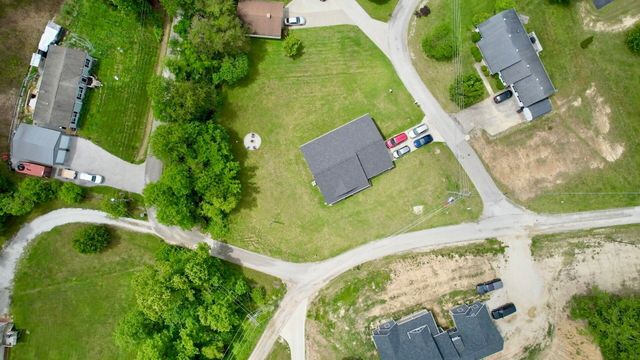 20 Allie Lane, Stanton, KY 40380
