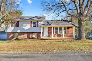 930 Tri Circle NE, Cleveland, TN 37312