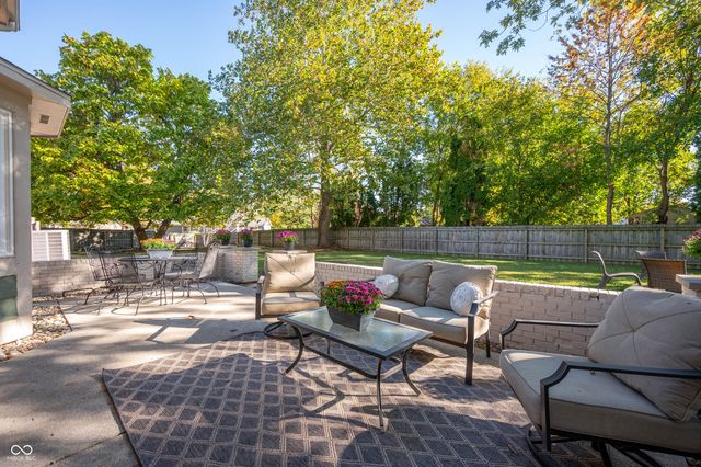 12040 Kemp Circle, Indianapolis, IN 46229