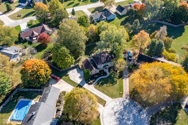 12040 Kemp Circle, Indianapolis, IN 46229