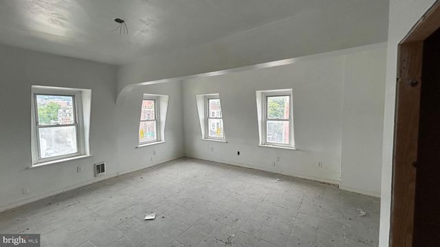 400 N 6TH ST, Reading, PA 19601