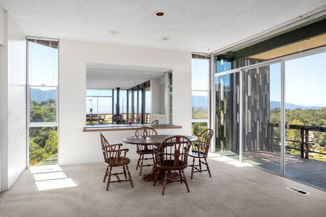 30 Pine Ridge Way, Portola Valley, CA 94028