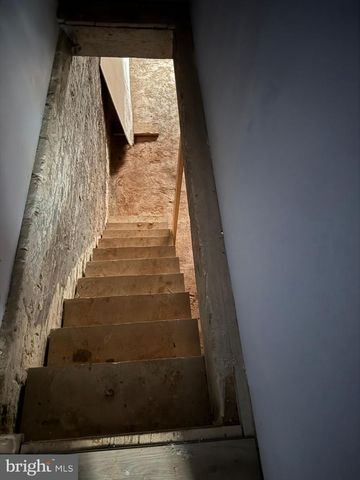 2626 E PRESTON ST, Baltimore, MD 21213