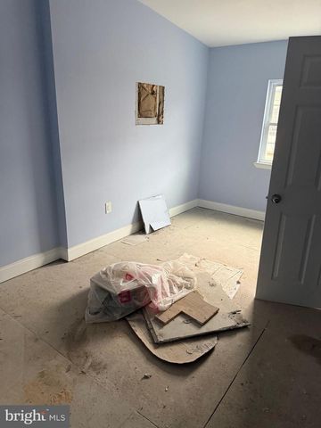 2626 E PRESTON ST, Baltimore, MD 21213