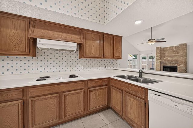 12838 Ashford Knolls Drive, Houston, TX 77082