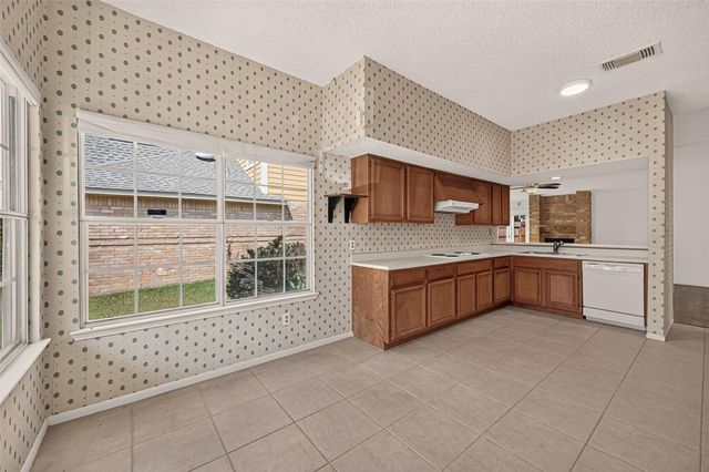 12838 Ashford Knolls Drive, Houston, TX 77082