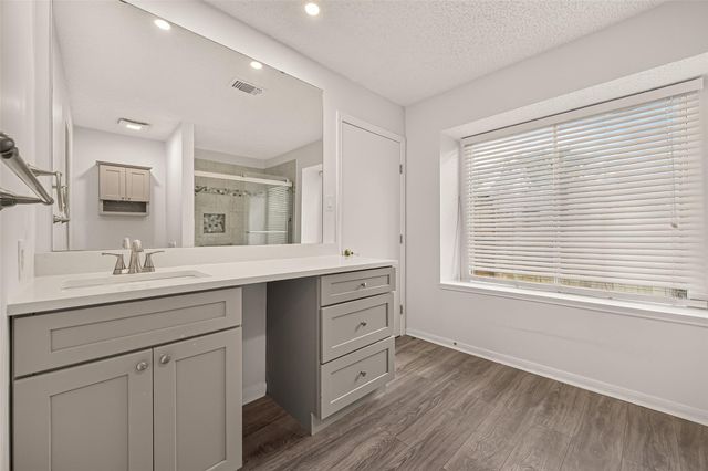 12838 Ashford Knolls Drive, Houston, TX 77082