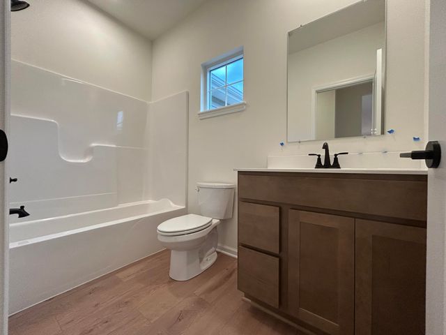 3002 Travelers Way, Valparaiso, IN 46385