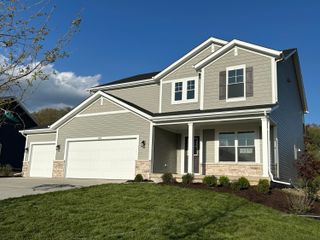 3002 Travelers Way, Valparaiso, IN 46385