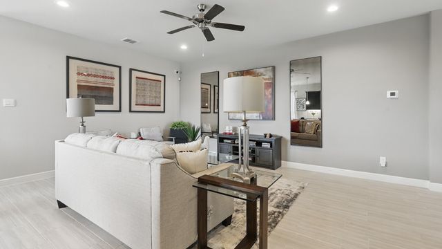 1911 CHEROKEE Lane, Cleburne, TX 76033