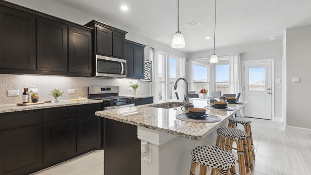 1911 CHEROKEE Lane, Cleburne, TX 76033