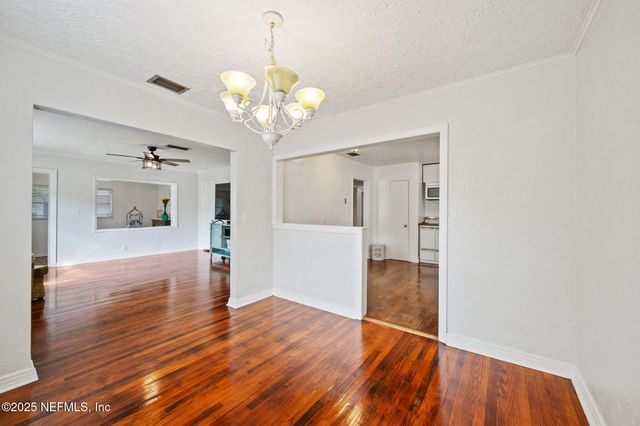 5749 CEDAR PARK Lane, Jacksonville, FL 32210