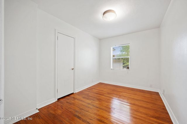 5749 CEDAR PARK Lane, Jacksonville, FL 32210