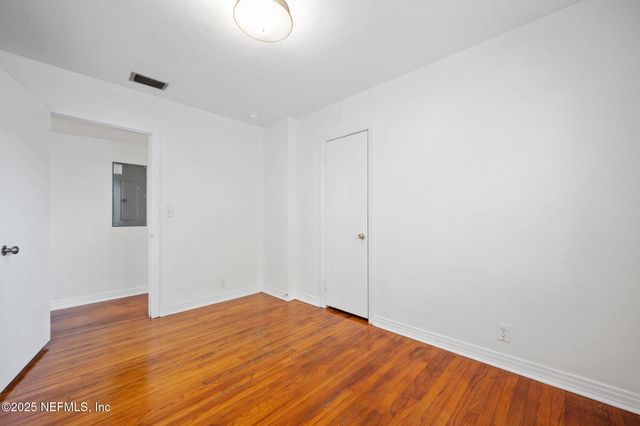 5749 CEDAR PARK Lane, Jacksonville, FL 32210