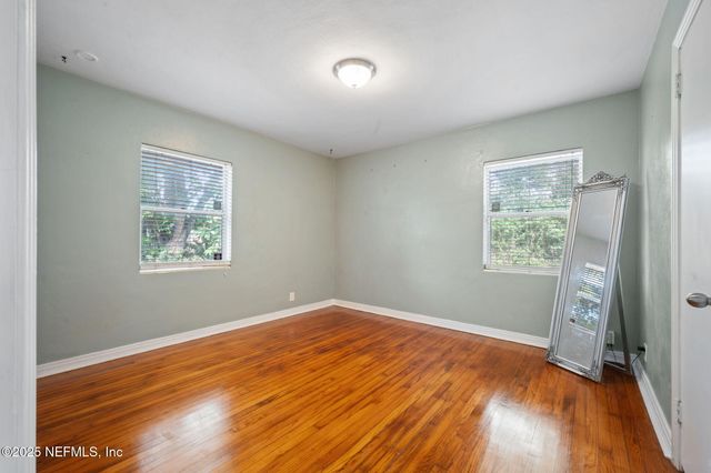 5749 CEDAR PARK Lane, Jacksonville, FL 32210