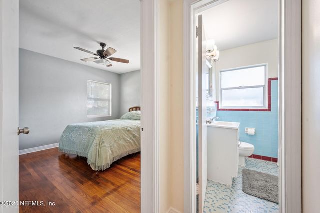 5749 CEDAR PARK Lane, Jacksonville, FL 32210