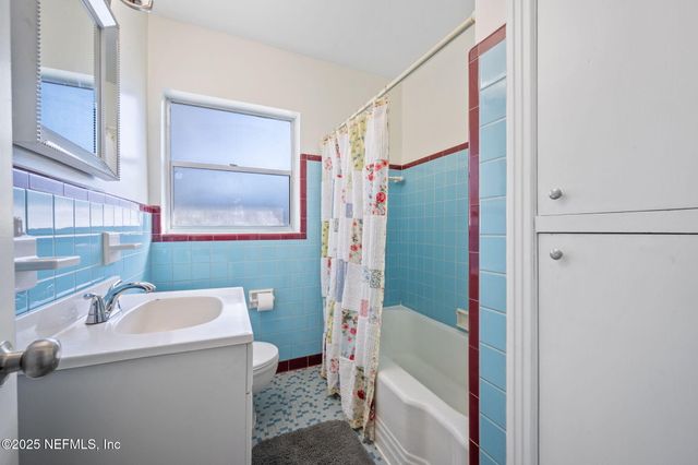 5749 CEDAR PARK Lane, Jacksonville, FL 32210