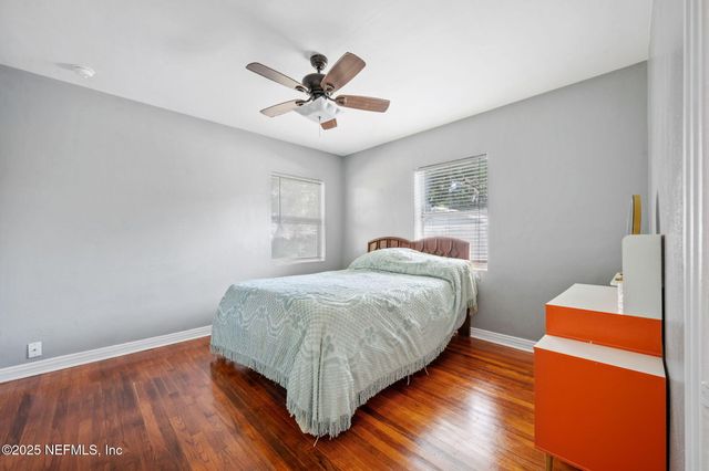 5749 CEDAR PARK Lane, Jacksonville, FL 32210