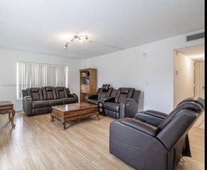 4174 Inverrary Dr 202, Lauderhill, FL 33319