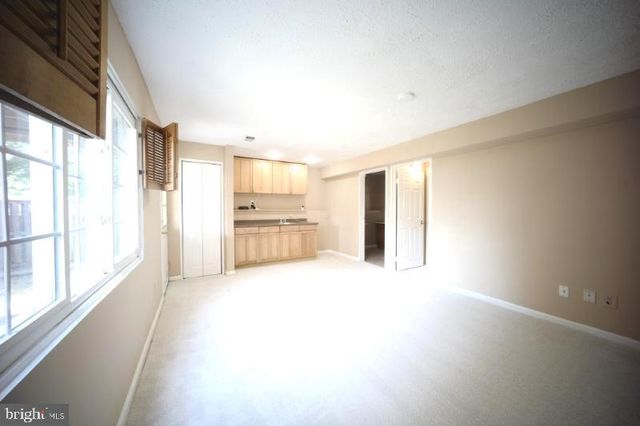 5935 SPRUCE RUN CT, Centreville, VA 20121