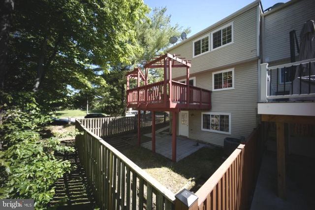 5935 SPRUCE RUN CT, Centreville, VA 20121