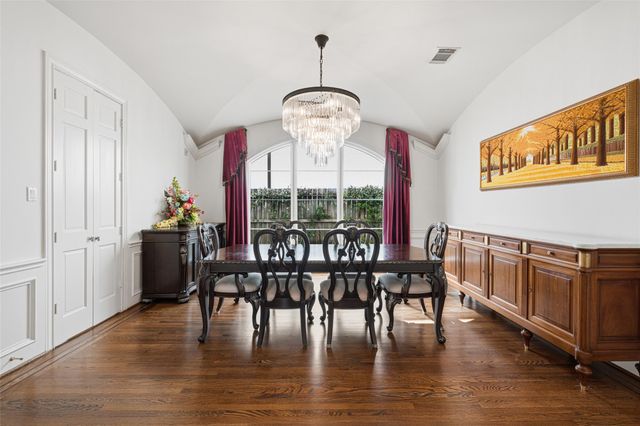 4923 Palmetto Street, Bellaire, TX 77401