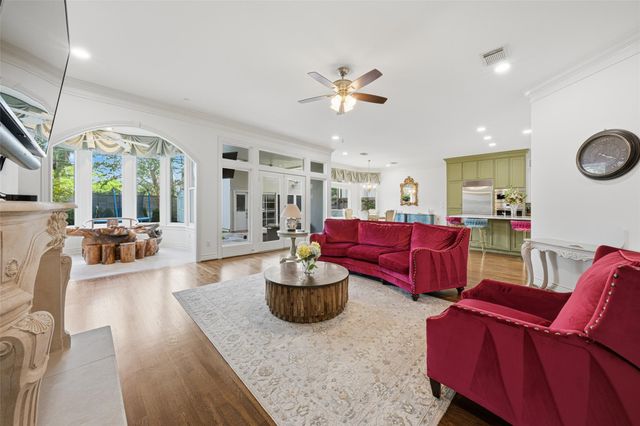 4923 Palmetto Street, Bellaire, TX 77401