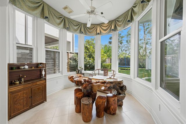 4923 Palmetto Street, Bellaire, TX 77401