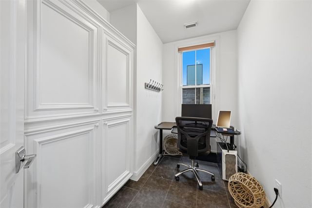 4923 Palmetto Street, Bellaire, TX 77401