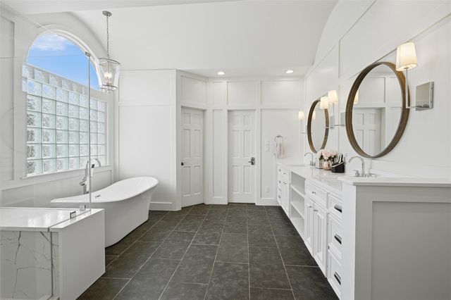 4923 Palmetto Street, Bellaire, TX 77401