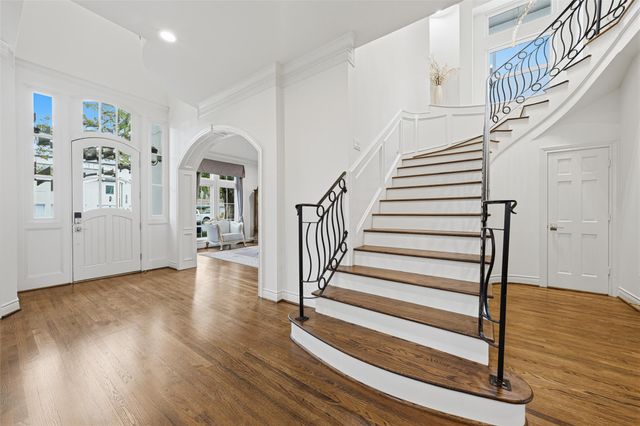 4923 Palmetto Street, Bellaire, TX 77401