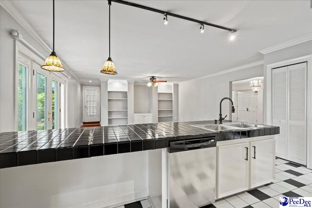 409 Seminole Ave., Florence, SC 29501