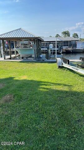 933 Lighthouse Lagoon Court, Panama City Beach, FL 32407