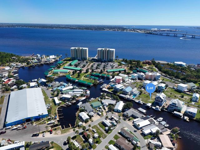 933 Lighthouse Lagoon Court, Panama City Beach, FL 32407
