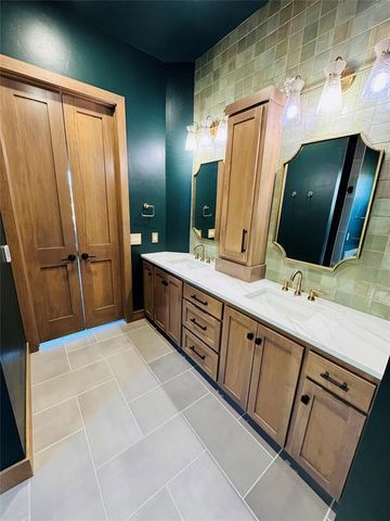 2508 Kingdom Lane, Yukon, OK 73099