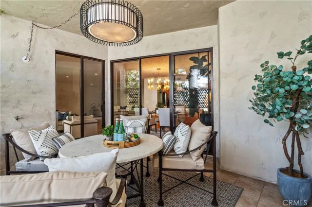 11687 Bellagio 12, Los Angeles, CA 90049