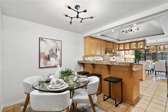 11687 Bellagio 12, Los Angeles, CA 90049