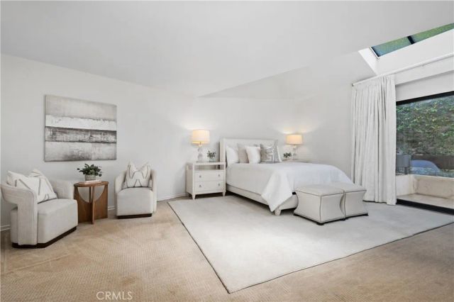 11687 Bellagio 12, Los Angeles, CA 90049