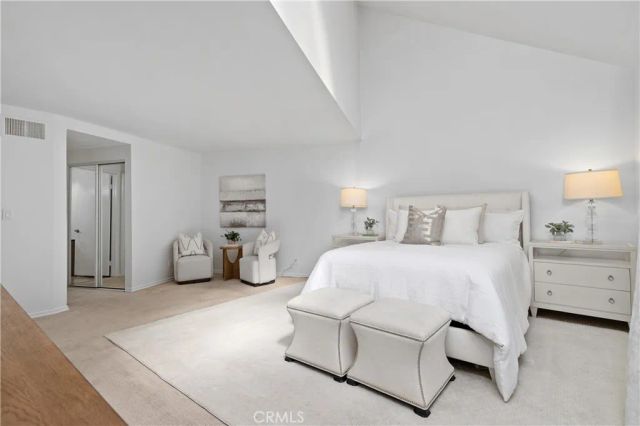11687 Bellagio 12, Los Angeles, CA 90049