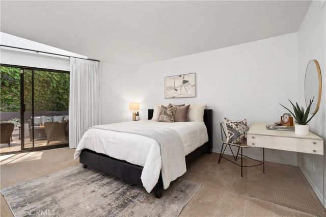 11687 Bellagio 12, Los Angeles, CA 90049