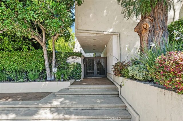 11687 Bellagio 12, Los Angeles, CA 90049