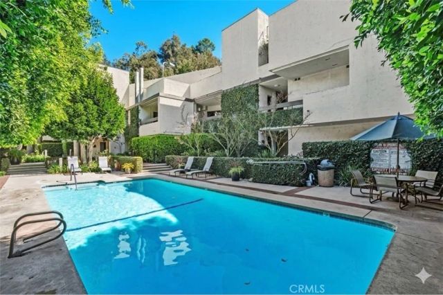 11687 Bellagio 12, Los Angeles, CA 90049