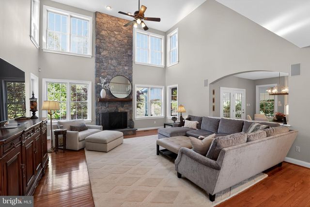 1805 COLD SPRINGS DR, West Chester, PA 19382